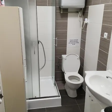 بيت للعطل Apartman U Salku